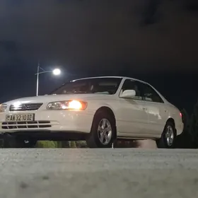 Toyota Camry 1998