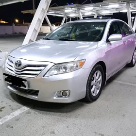 Toyota Camry 2010