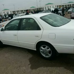 Toyota Camry 1999