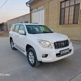 Toyota Land Cruiser Prado 2010