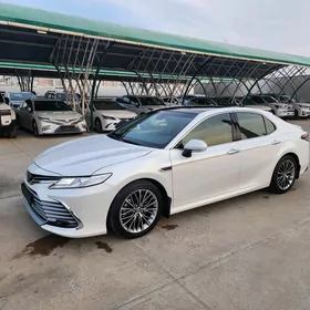 Toyota Camry 2023