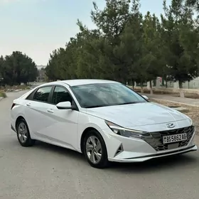 Hyundai Elantra 2021