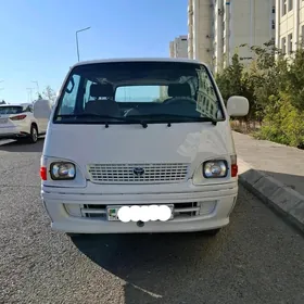 Toyota Hiace 2003