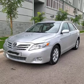 Toyota Camry 2010