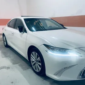 Lexus ES 350 2018