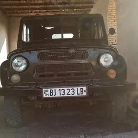 UAZ Profi 1980