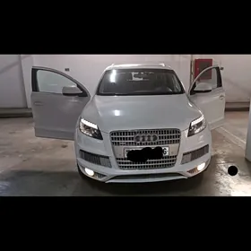 Audi Q7 2015