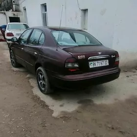 Daewoo Leganza 1999