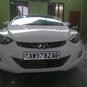 Hyundai Elantra 2011