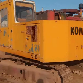 Komatsu PC210LC-11 1990