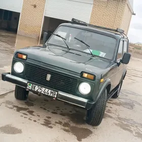 Lada Niva 2000