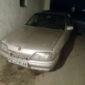 Opel Omega 1990