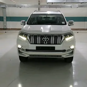 Toyota Land Cruiser Prado 2023