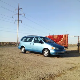 Toyota Sienna 2002