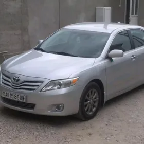 Toyota Camry 2010