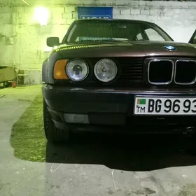 BMW 525 1990