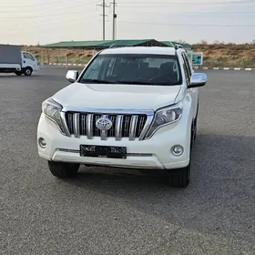 Toyota Land Cruiser Prado 2011