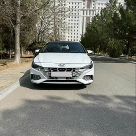 Hyundai Elantra 2020