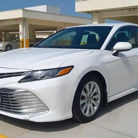 Toyota Camry 2020