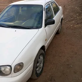 Toyota Corolla 2000