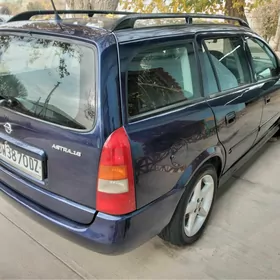 Opel Astra 1998