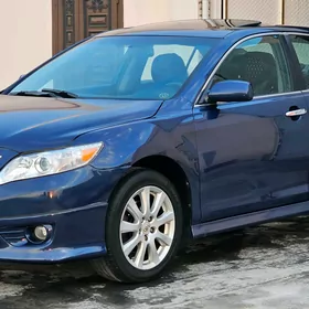 Toyota Camry 2011