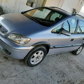 Opel Zafira 2002