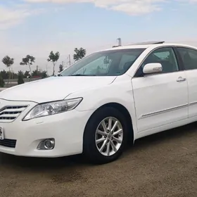 Toyota Camry 2011