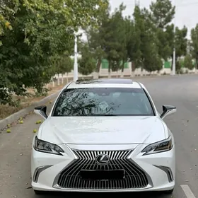 Lexus ES 350 2020