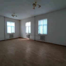 Новруз 2.Элитка 3эт 3ком 145м²