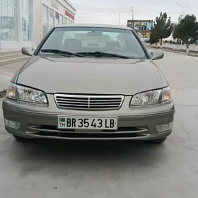 Toyota Camry 2000