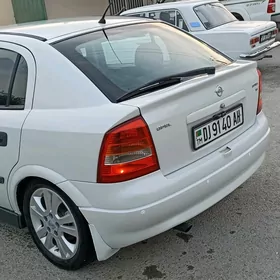 Opel Astra 2002