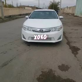 Toyota Camry 2012