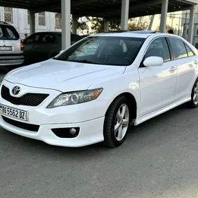 Toyota Camry 2011