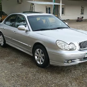 Hyundai Sonata 2002