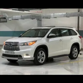 Toyota Highlander 2016