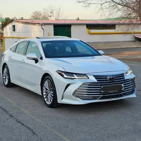 Toyota Avalon 2019