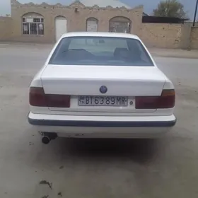 BMW 525 1989