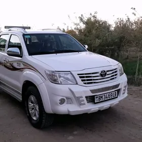 Toyota Hilux 2013