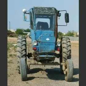 MTZ 82 1988