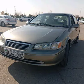 Toyota Camry 1997