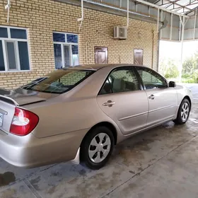 Toyota Camry 2003