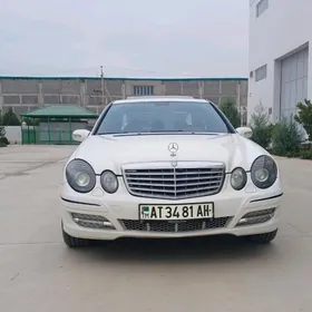 Mercedes-Benz E320 2002