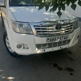 Toyota Hilux 2012