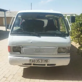 Mazda B2000 1997