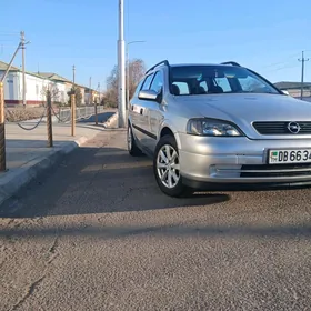 Opel Astra 2000