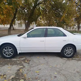 Toyota Camry 2001