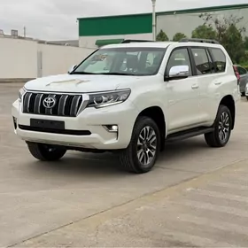 Toyota Land Cruiser Prado 2023