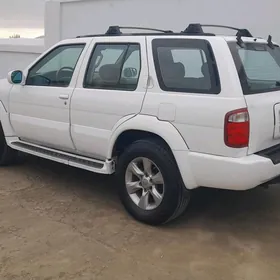 Nissan Pathfinder 2003