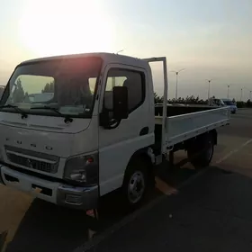 Mitsubishi Canter 2024